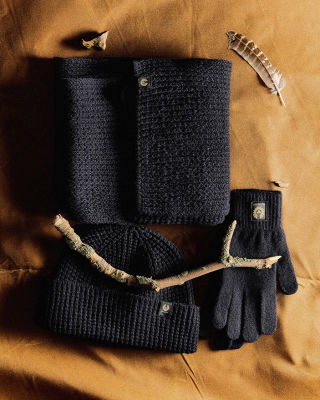 Watch Beanie & Scarf Set in Dark Ink.